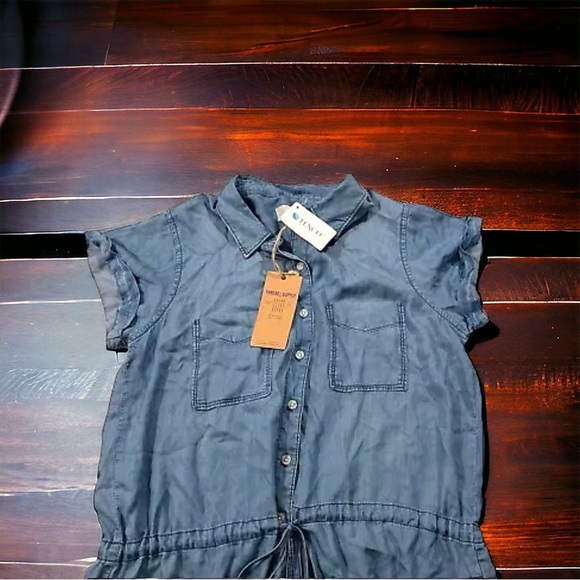 Thread & Supply Women Light Blue Wash Chambray at Knee Dress Sz L Button-Up NWT - Picture 2 of 16